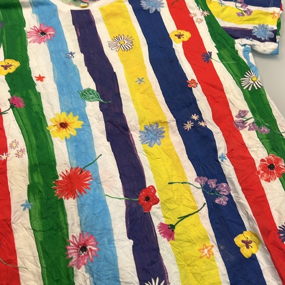 Mira Mikati colorful T-shirt - Picture 4 of 5